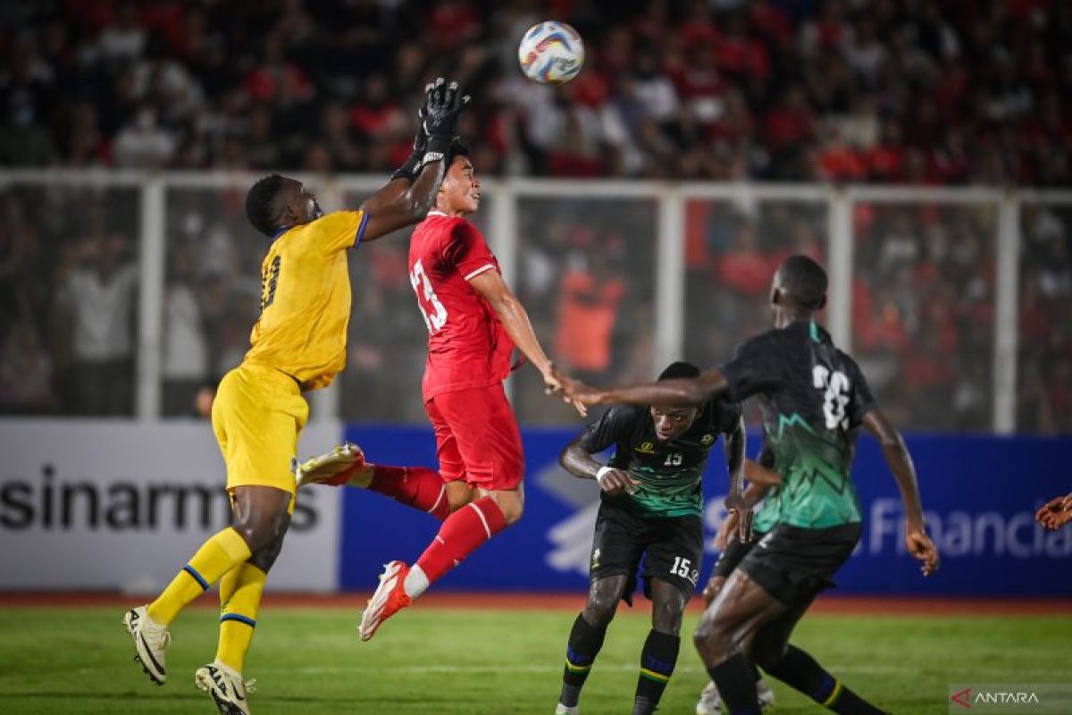 Sundulan Muhammad Ferrari bawa Indonesia berbalik unggul atas Laos, 3-2