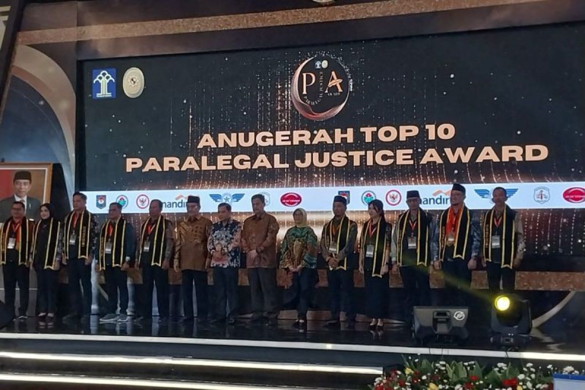 Kades di Pulau Morotai masuk top 10 Paralegal Justice Award dari Menkum HAM
