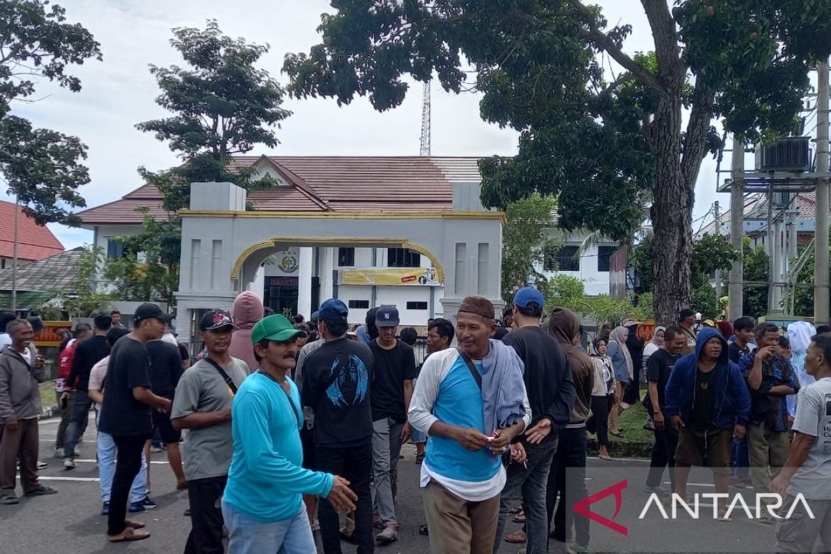 Petani tuntut perusahaan sawit milik tersangka korupsi timah