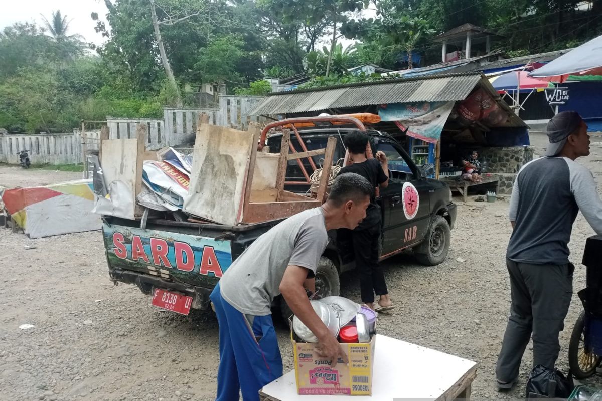 Pemkab Sukabumi relokasi pedagang dari objek wisata pemandian air panas Geyser Cisolok