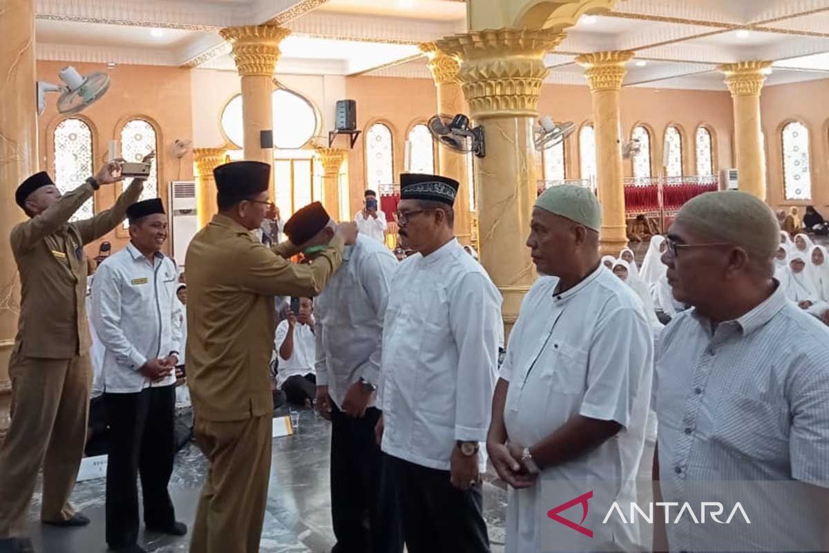 Pemkab Aceh Selatan lepas keberangkatan 148 calon haji