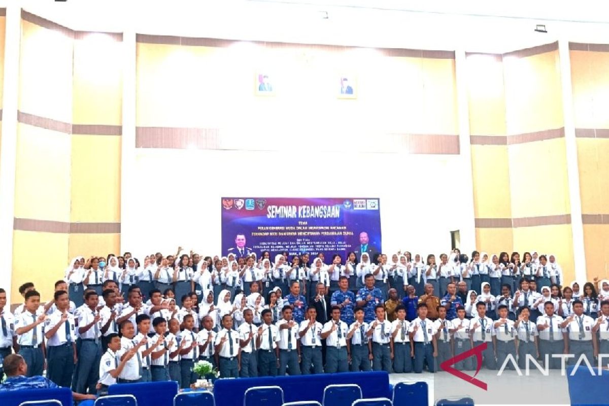 Pangkoosud III ajak pelajar SMAN 1 Biak jaga keutuhan NKRI