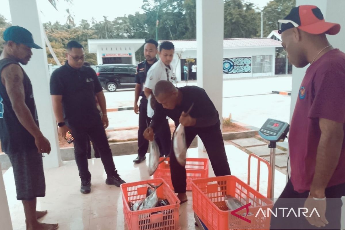 KKP berdayakan ekonomi nelayan OAP di Kalamo Samber-Binyeri Biak Numfor