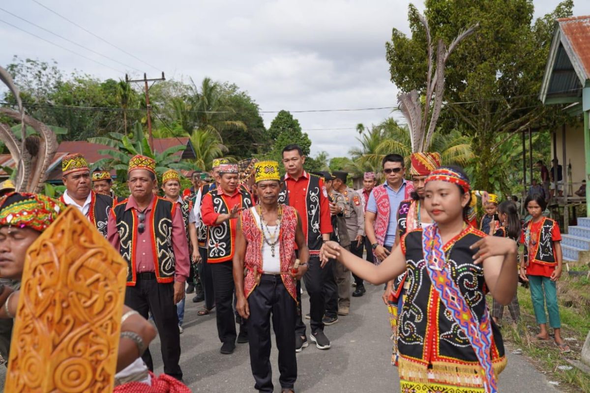 Bupati Kapuas Hulu sebut Gawai Dayak pelestarian adat budaya leluhur