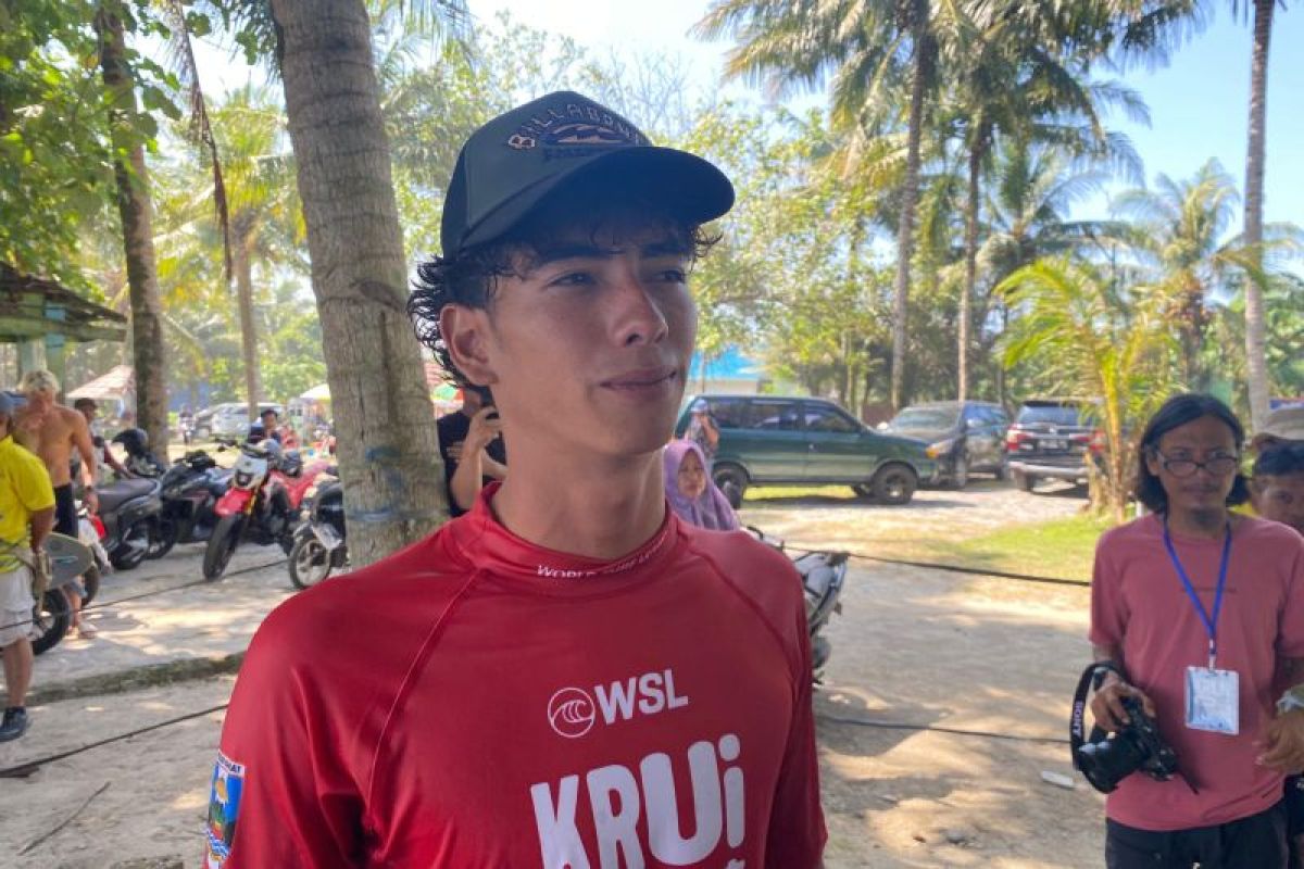 Peselancar Indonesia raih juara kelas Junior Men's Krui Pro 2024