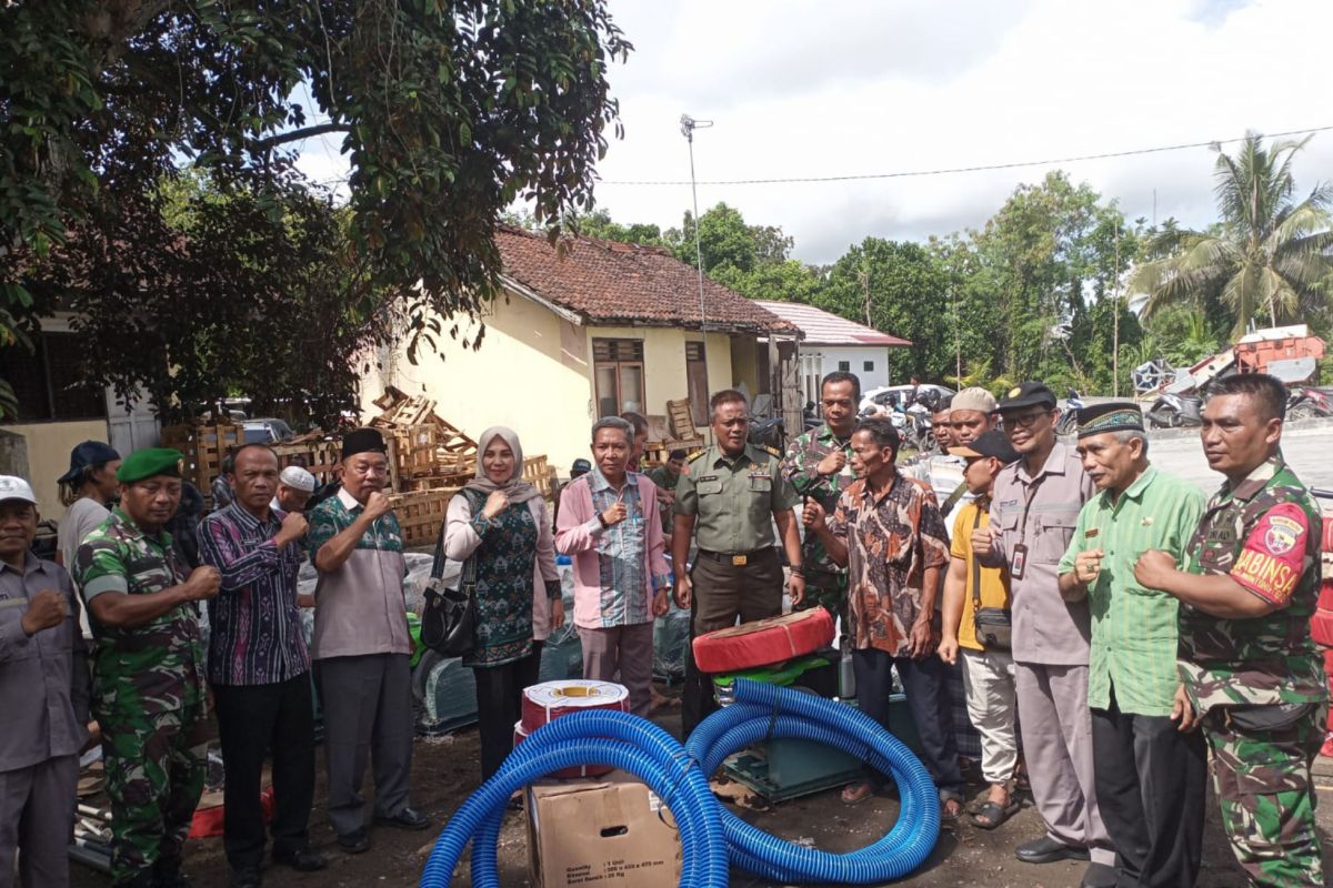 Pemkab-Kodim distribusikan 62 alsintan untuk petani di Lombok tengah