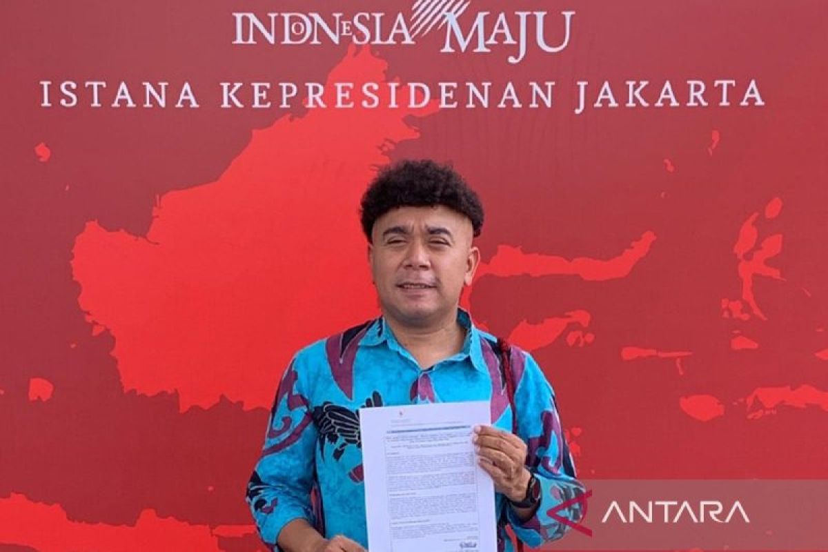 Stafsus Presiden Billy Mambrasar dukung kampanye "All Eyes on Papua"