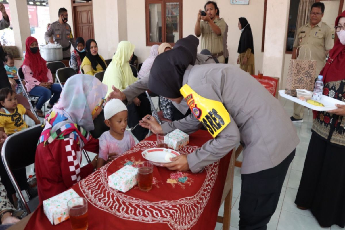 TPPS Kulon Progo memantau penimbangan posyandu tangani stunting