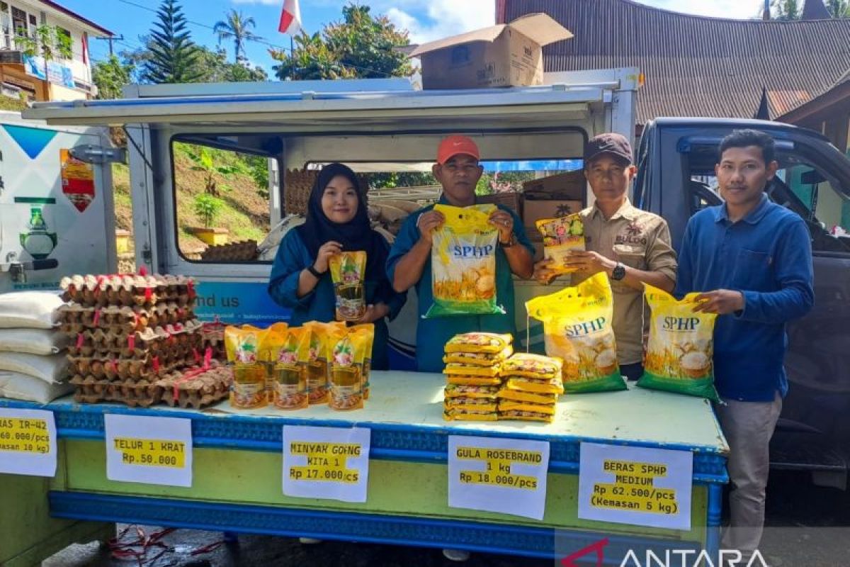 Pemkab Solok gelar pasar murah fokus kendalikan harga jelang Idul Adha