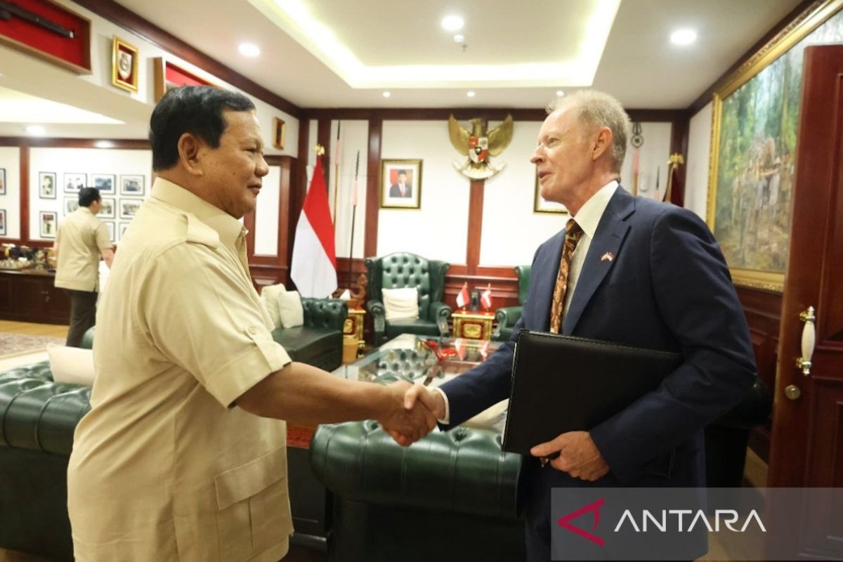 Menhan Prabowo bahas kerja sama bidang pertahanan dengan Dubes Denmark
