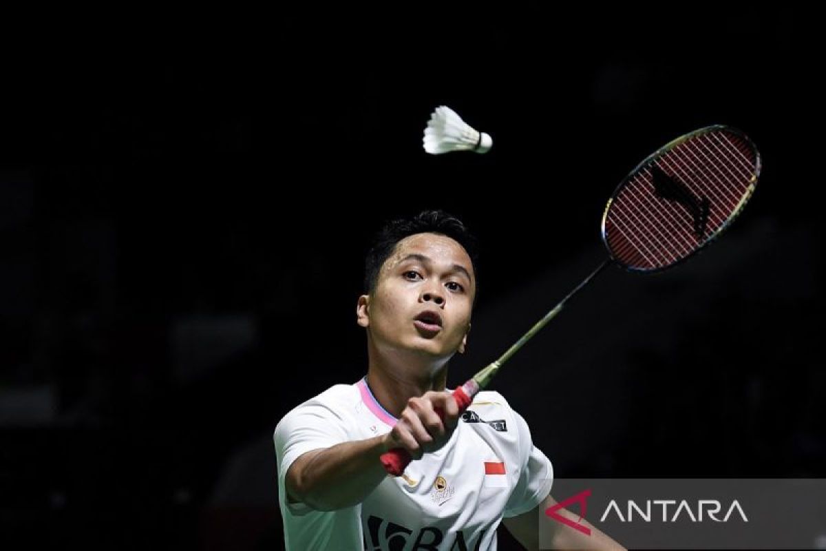 Anthony Ginting tampil dominan dan raih kemenangan pertama dalam fase grup