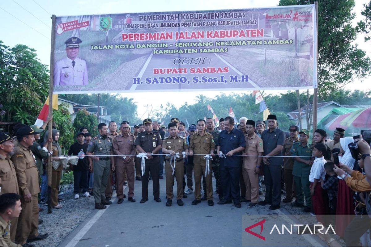 Kabupaten  Sambas hadirkan jalan poros majukan ekonomi daerah