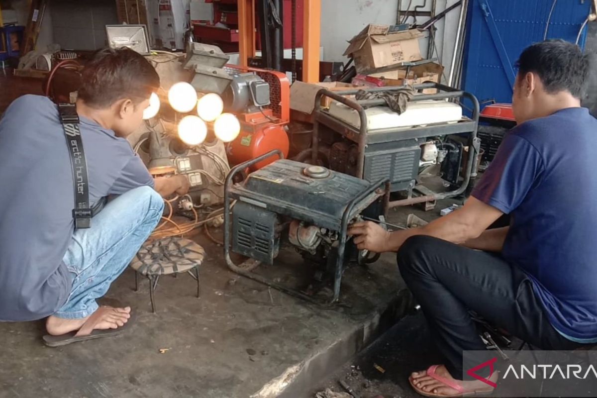 Dua hari pemadaman listrik, toko genset di Metro alami peningkatan jumlah pembeli