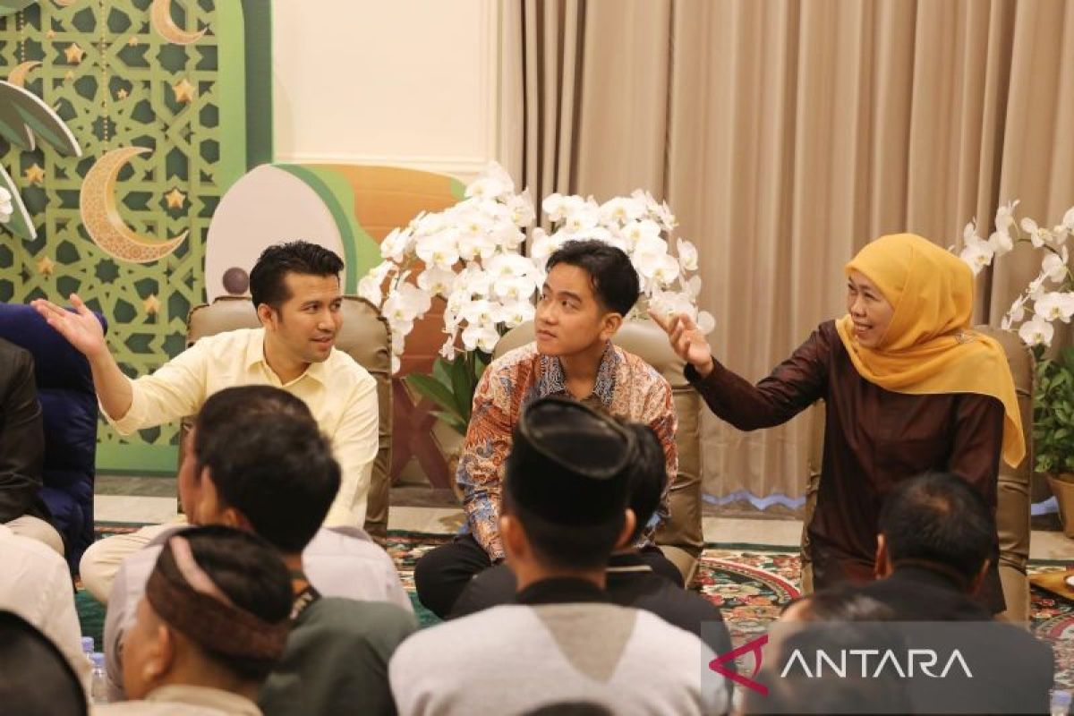 Gibran kunjungi kediaman Khofifah di Surabaya