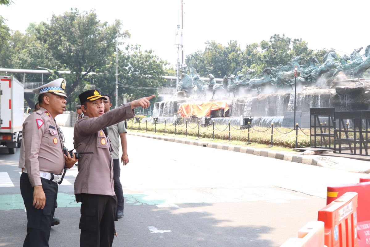 Ribuan personel polisi amankan aksi di Patung Kuda Jakpus