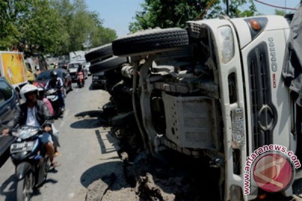 Belasan dilaporkan tewas dalam kecelakaan truk di Tanzania