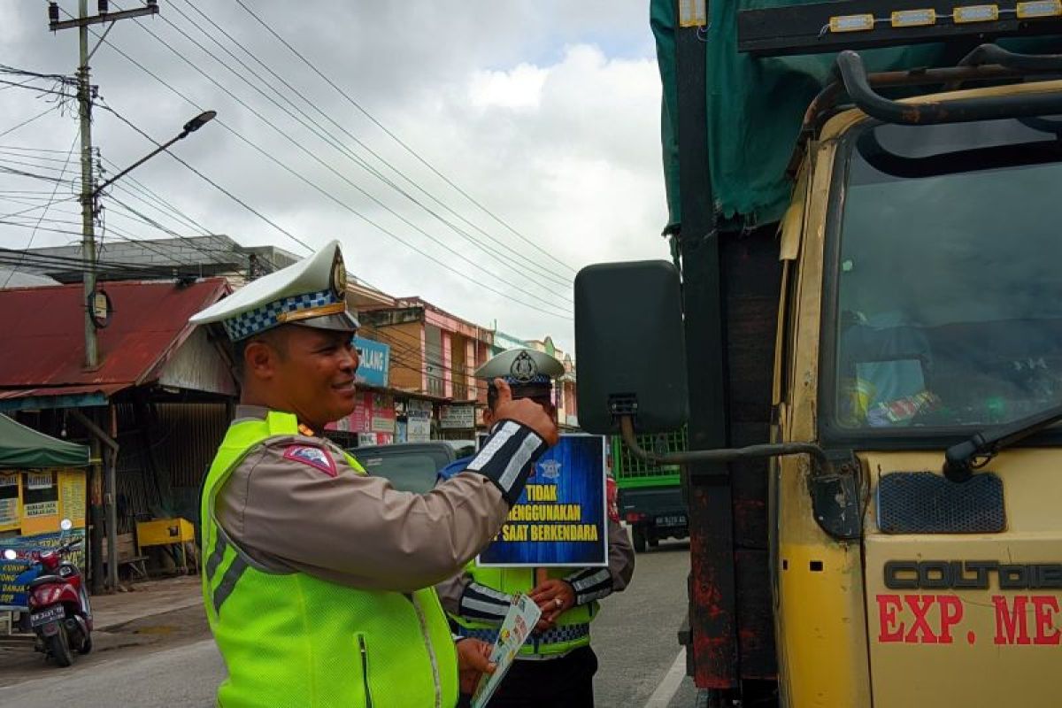 Polresta Palangka Raya edukasi pengendara agar tertib berlalu lintas