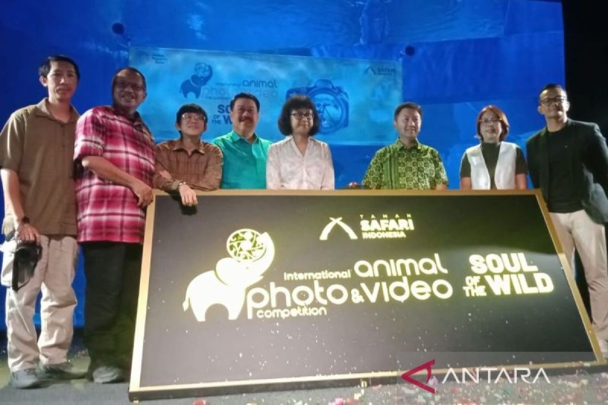 Taman Safari indonesia gelar kompetisi foto dan video satwa IAPVC 2024