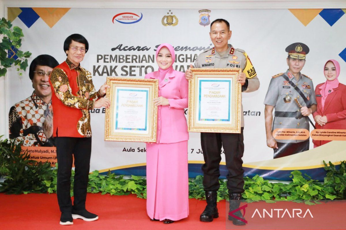 Kapolda Kalsel terima Kak Seto Award berkat Taman Ramah Anak