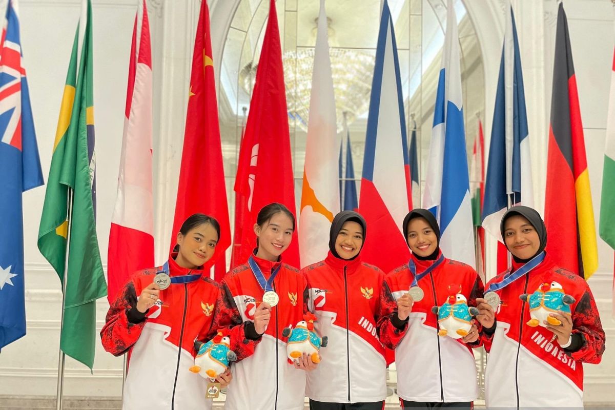 Tim terjun payung Polri berprestasi di kejuaraan Asia