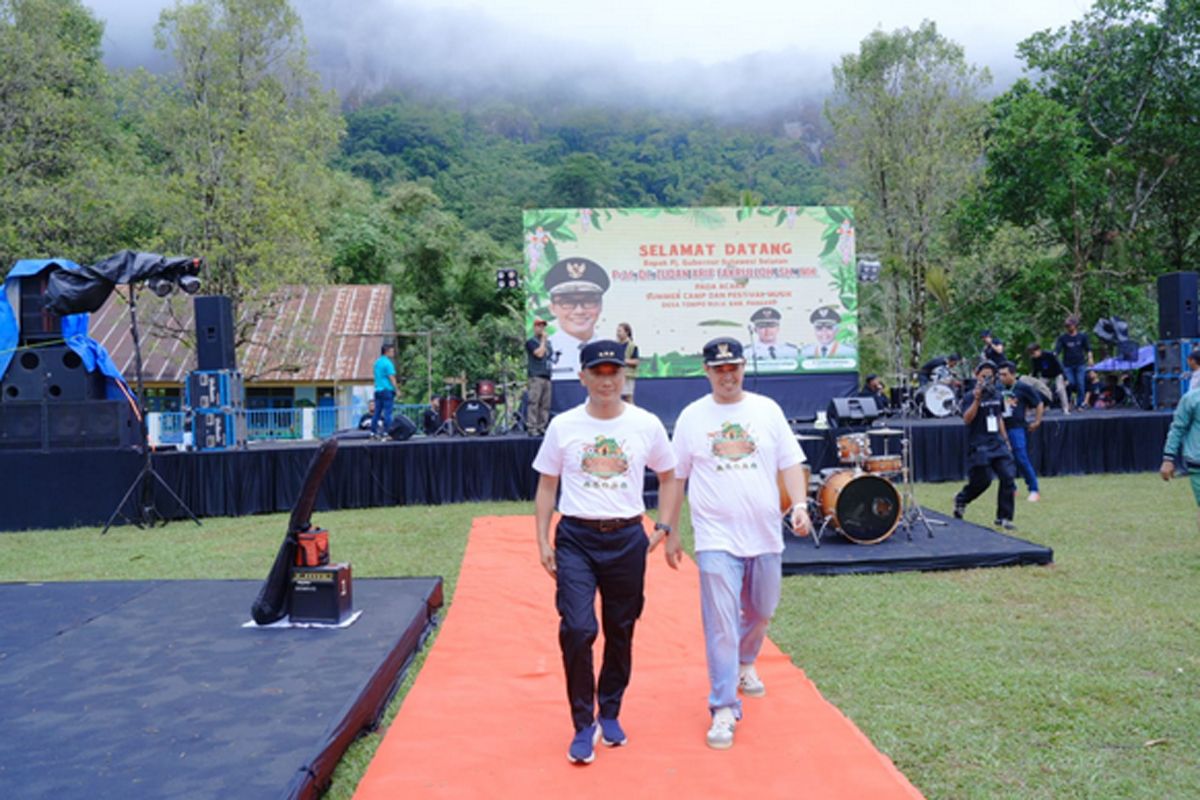 Pj Gubernur Sulsel apresiasi "Summer Camp" di desa wisata Tompobulu Pangkep