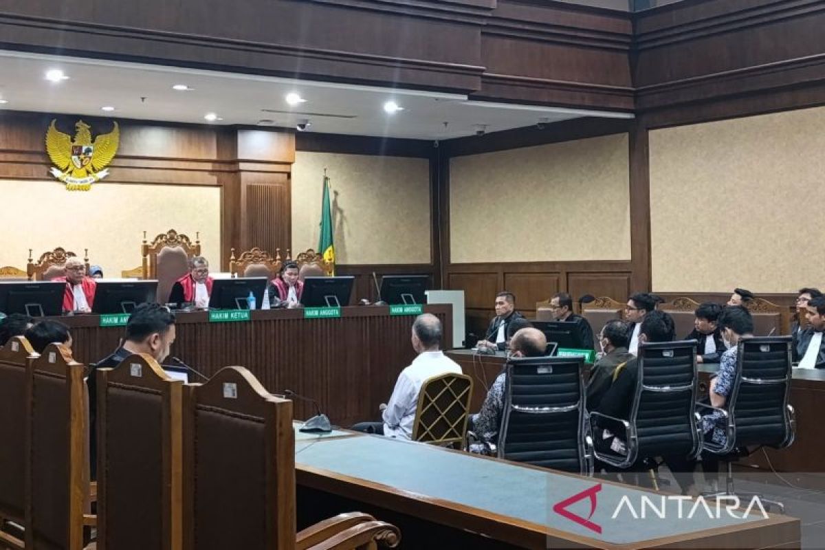 Enam terdakwa kasus korupsi bansos divonis 5 sampai 8 tahun penjara