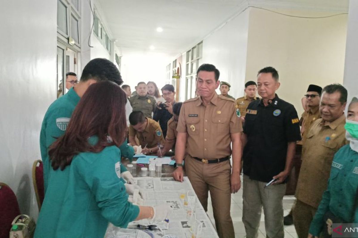 BNN lakukan tes urine ASN di Kabupaten Batanghari