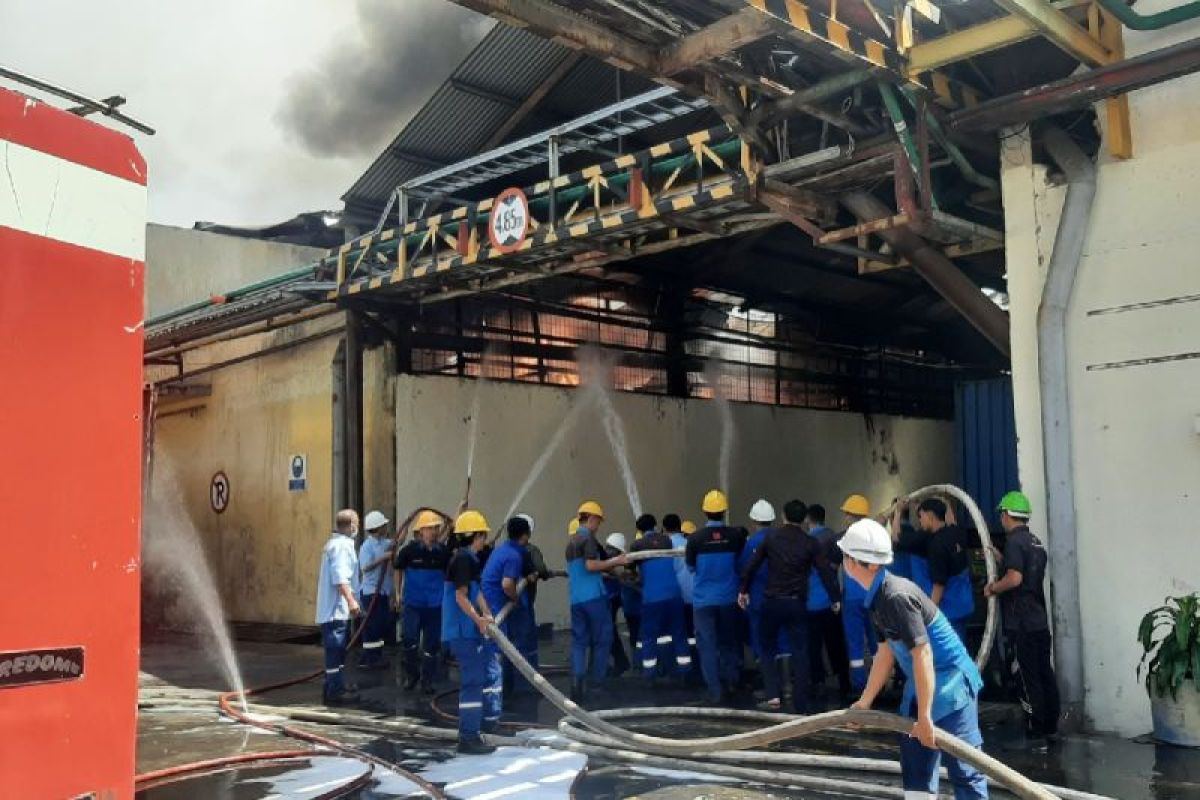 Tidak ada korban jiwa kebakaran gudang di Medan
