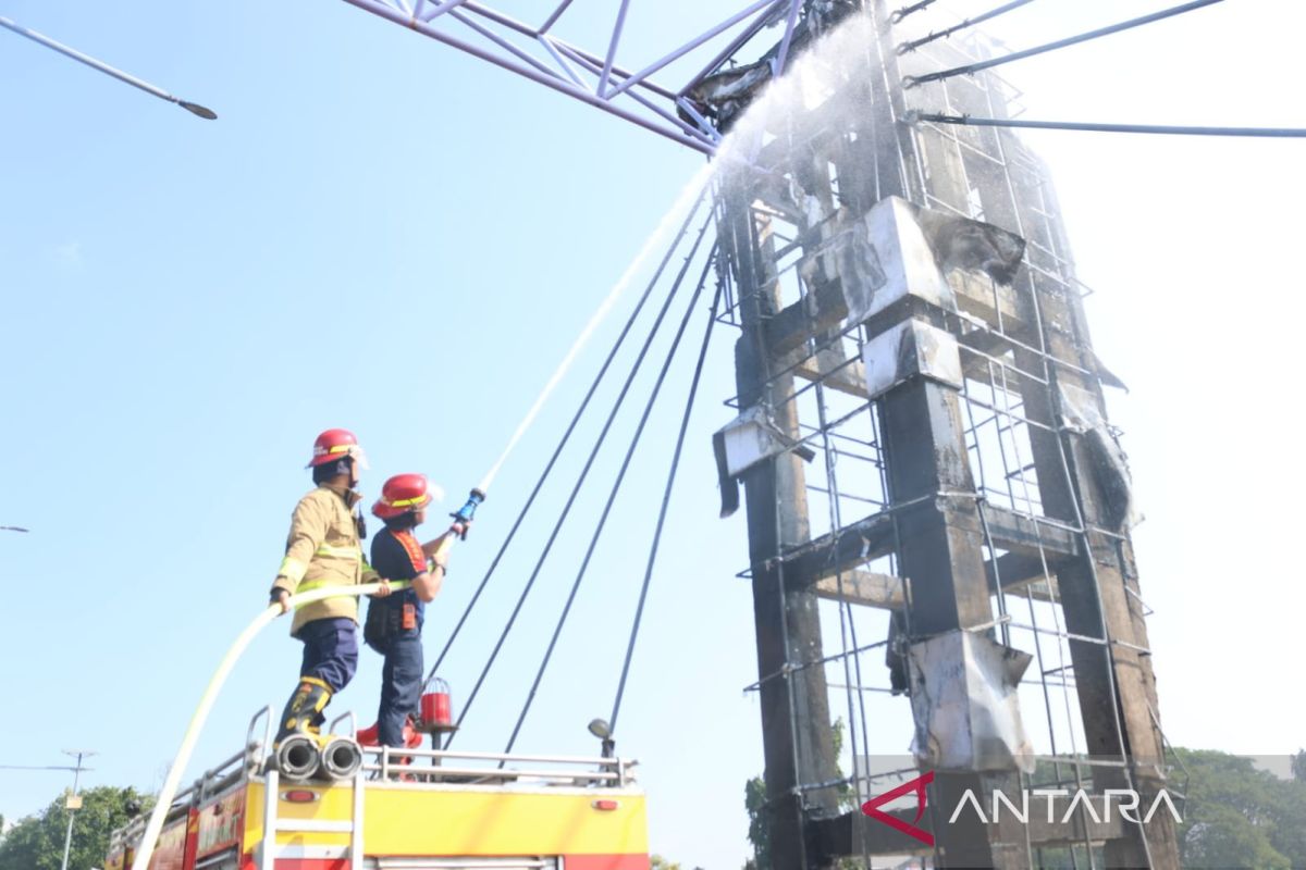 Pemkot Kediri kaji penyebab tiang pancang Jembatan Brawijaya terbakar