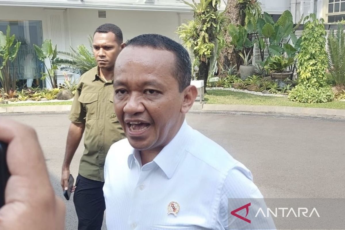 Menteri Bahlil: investasi di IKN tidak macet