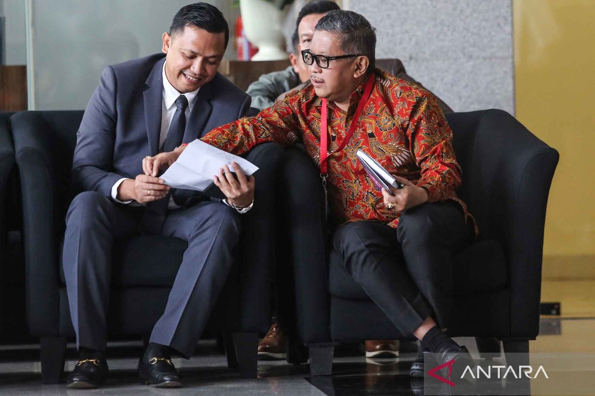 Sekjen PDIP Hasto Kristiyanto Diperiksa KPK - ANTARA News