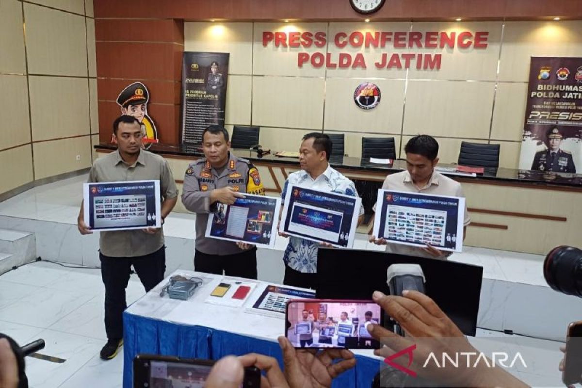 Polda Jatim tangkap pembuat website video porno anak di bawah umur - ANTARA  News