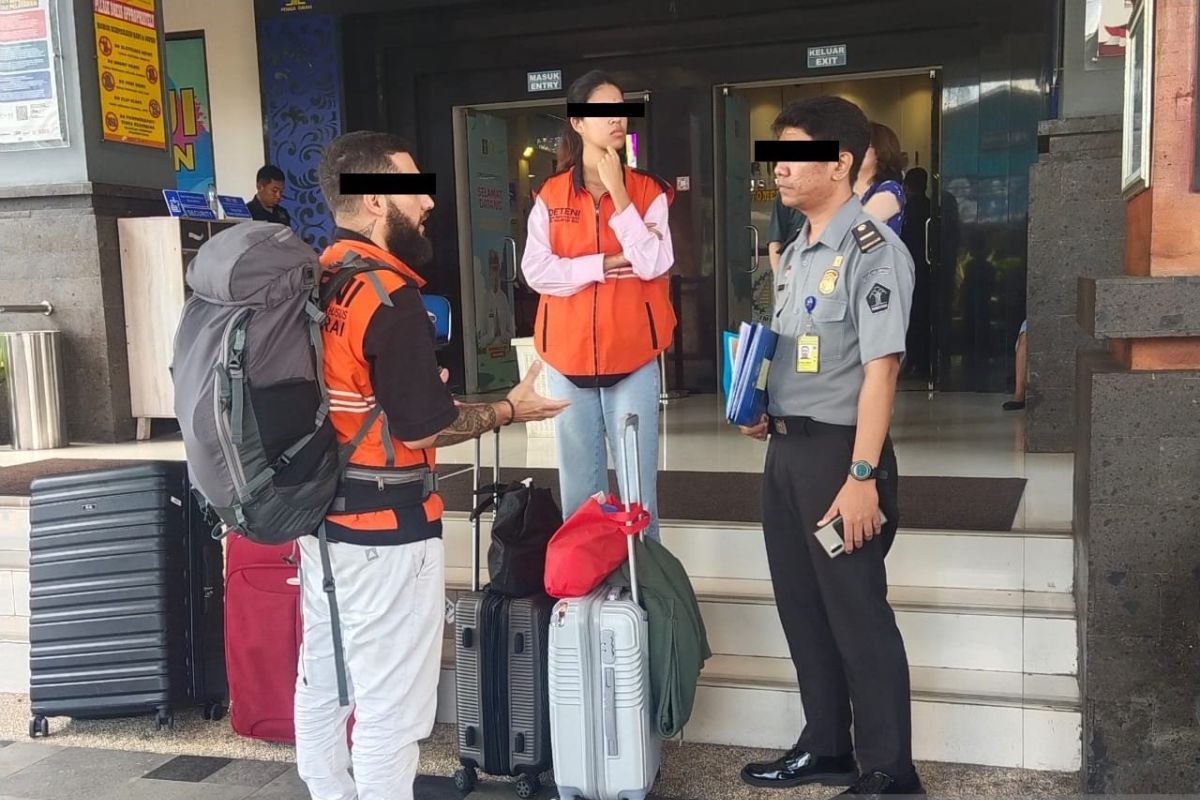 Imigrasi Ngurah Rai tahan dua turis asing tak bayar makan dan hotel