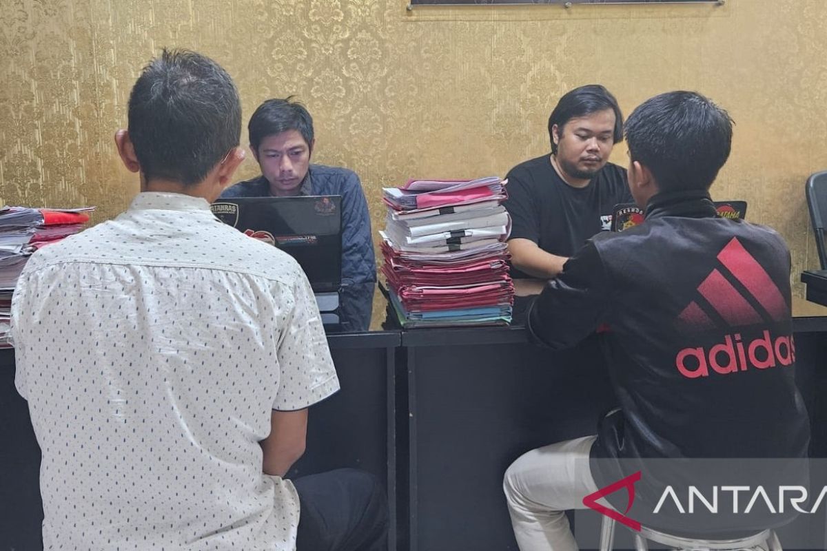 Polisi tangkap tiga pencuri spesialis barang elektronik di wilayah Sukabumi