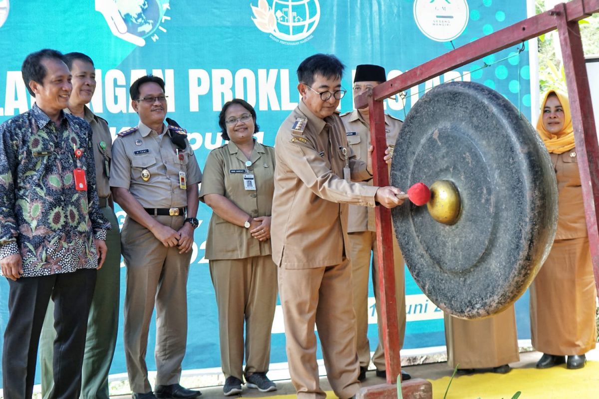 Pemkab Magelang adopsi 600 pohon aren milik masyarakat Desa Tirto