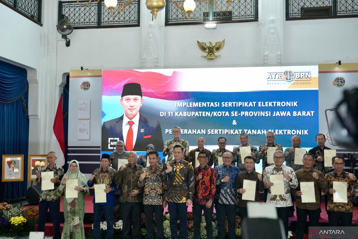 Gedung Sate dan Lapangan Gasibu kini lebih berkepastian hukum