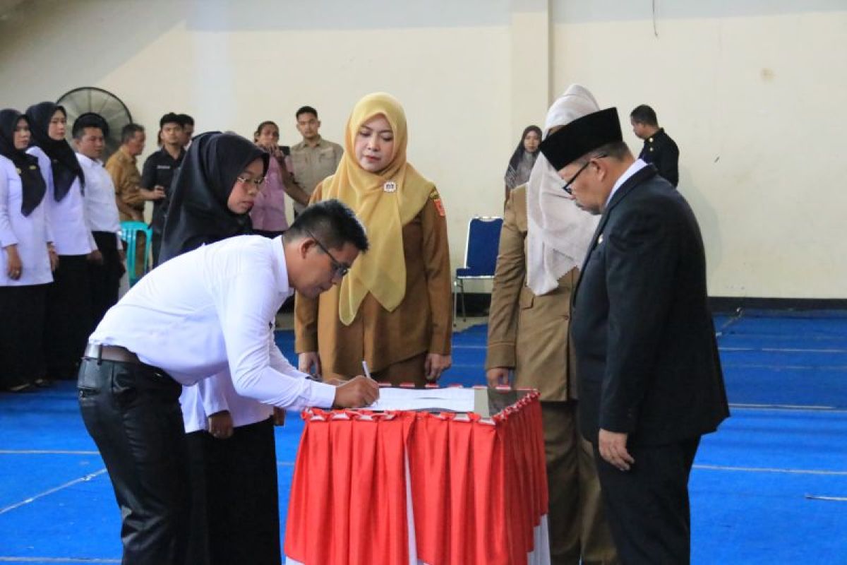 Bupati Agam lantik 597 PPPK formasi 2023