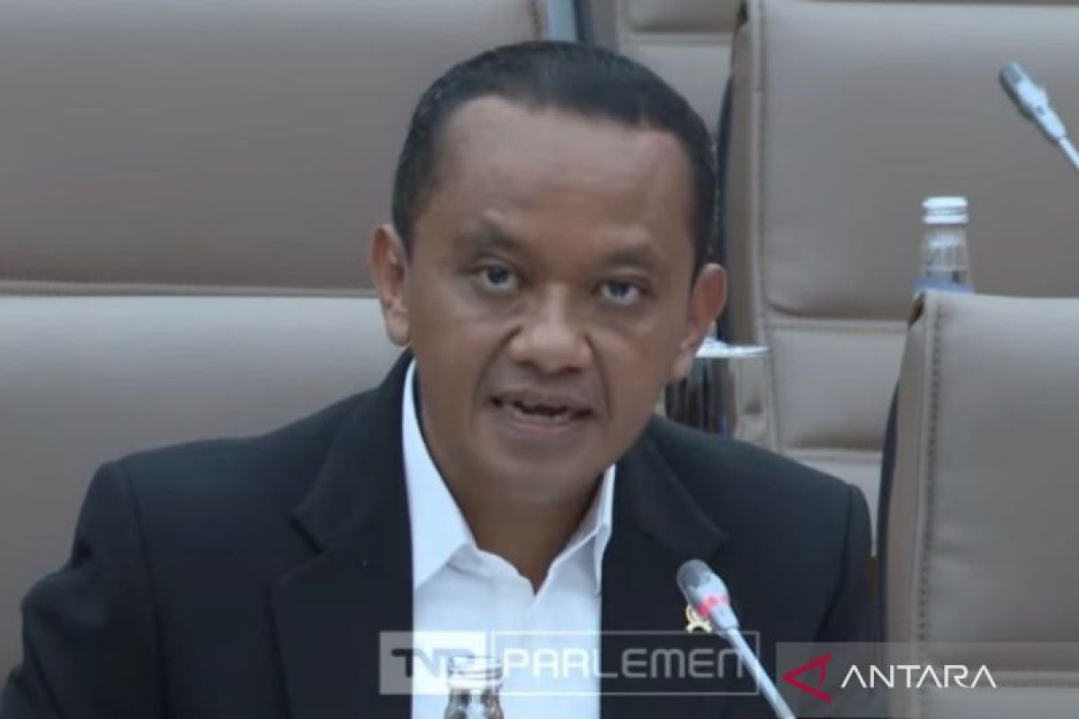 Menteri Bahlil: Investasi Starlink di Indonesia Rp30 miliar