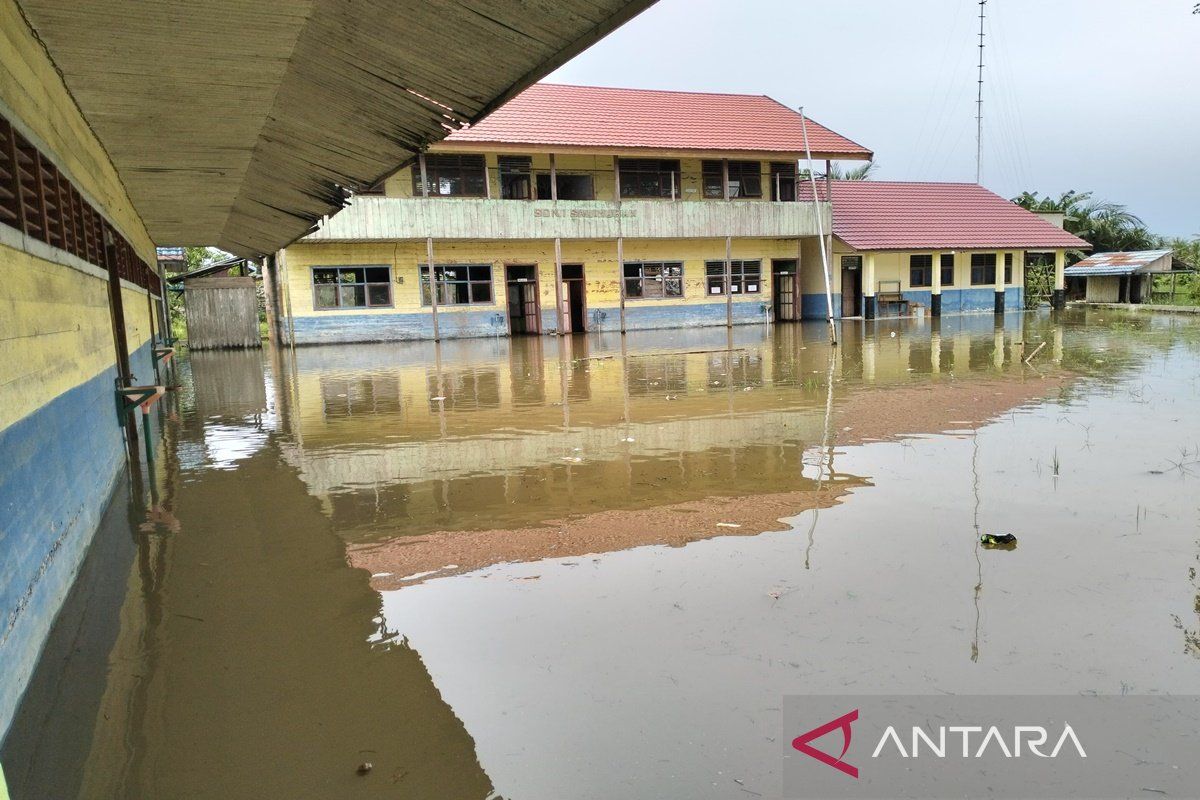 Disdik Tanah Bumbu beri kelonggaran belajar bagi siswa korban banjir