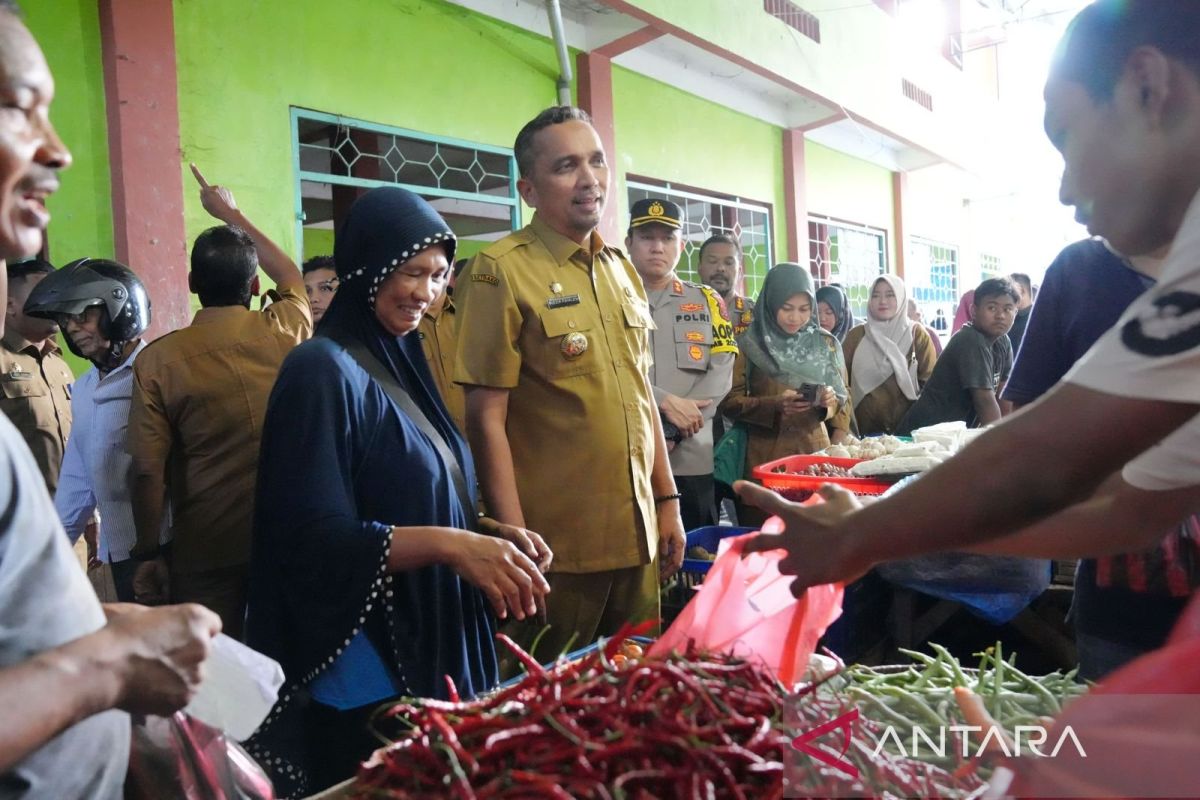 Pj wali kota pastikan harga bahan pokok di Sabang stabil  jelang Idul Adha