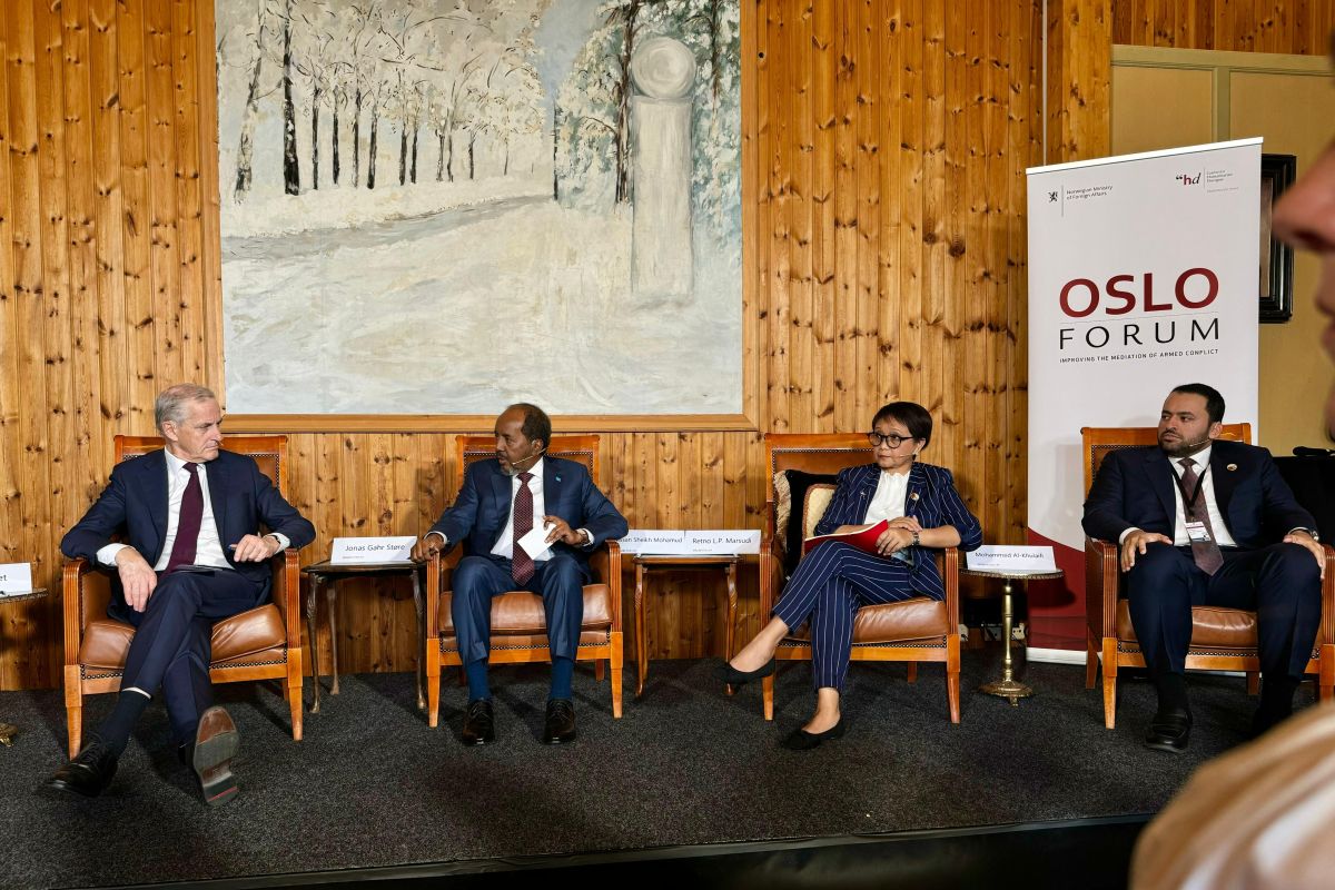 Menlu Retno bicara tentang peran Indonesia sebagai mediator perdamaian di Oslo Forum