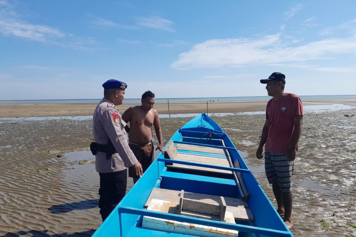 Akibat cuaca buruk, Polairud Polres SBT ingatkan nelayan waspada gelombang tinggi