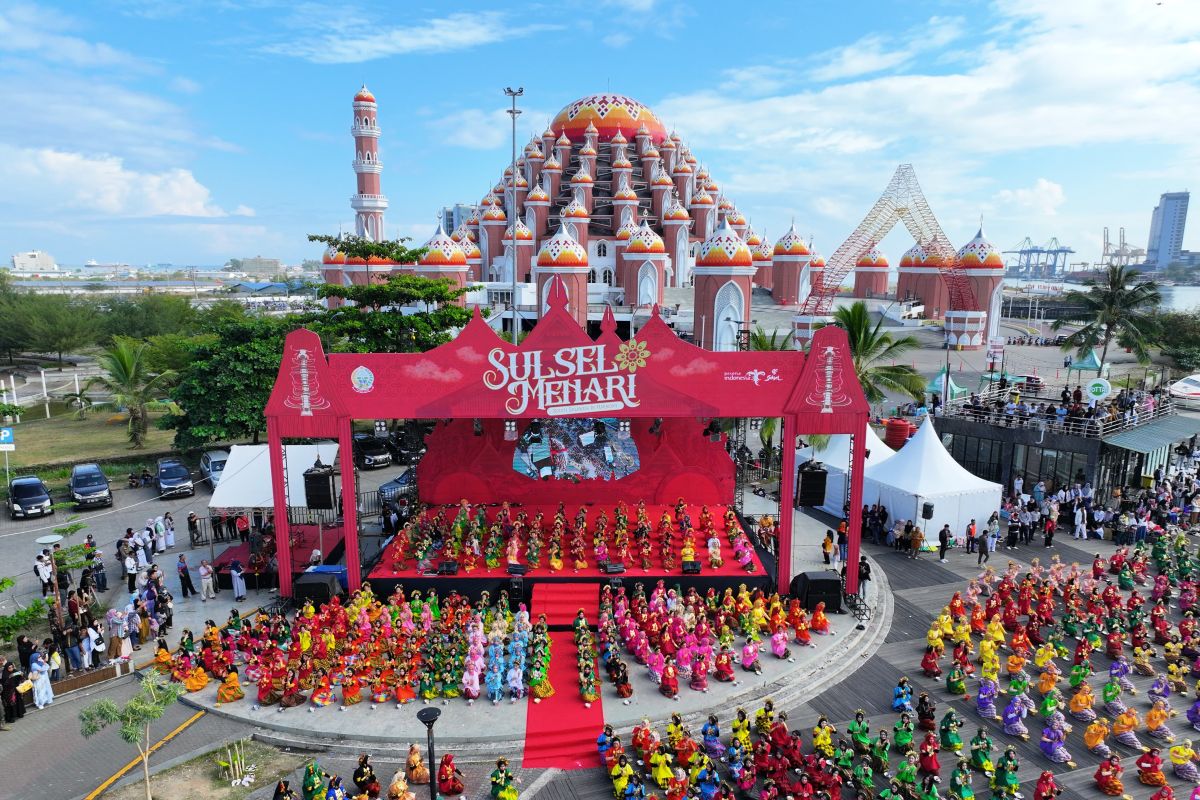 Festival "Sulsel Menari 2024" berhasil kantongi dua Rekor Muri