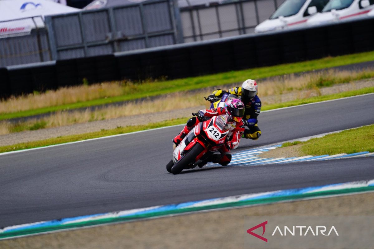 CBR250RR tampil perkasa di ARRC Jepang, pebalap Astra Honda juara pertama