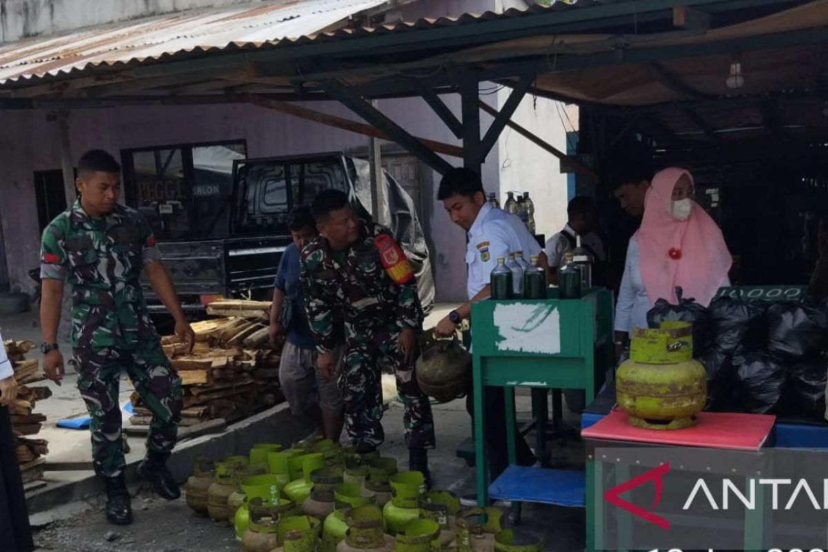 Satgas barang subsidi Kota Palu sita 186 elpiji 3 kg dari pedagang