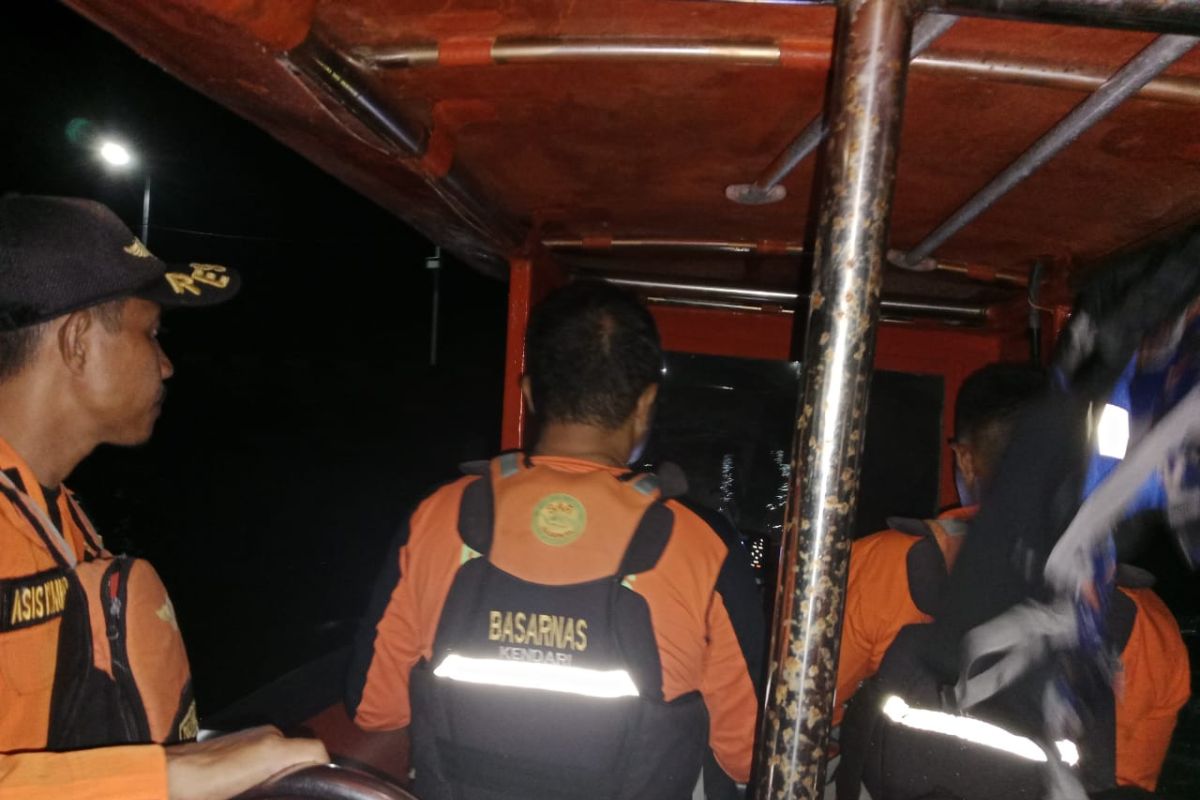 Basarnas cari pria 55 tahun yang hilang di Pulau Padamarang