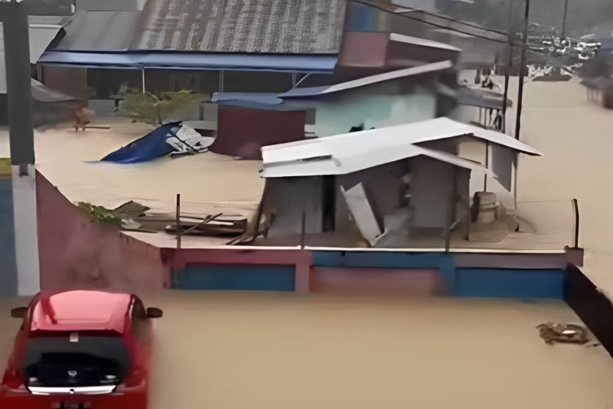 Tiga kecamatan di Banggai Laut terendam banjir