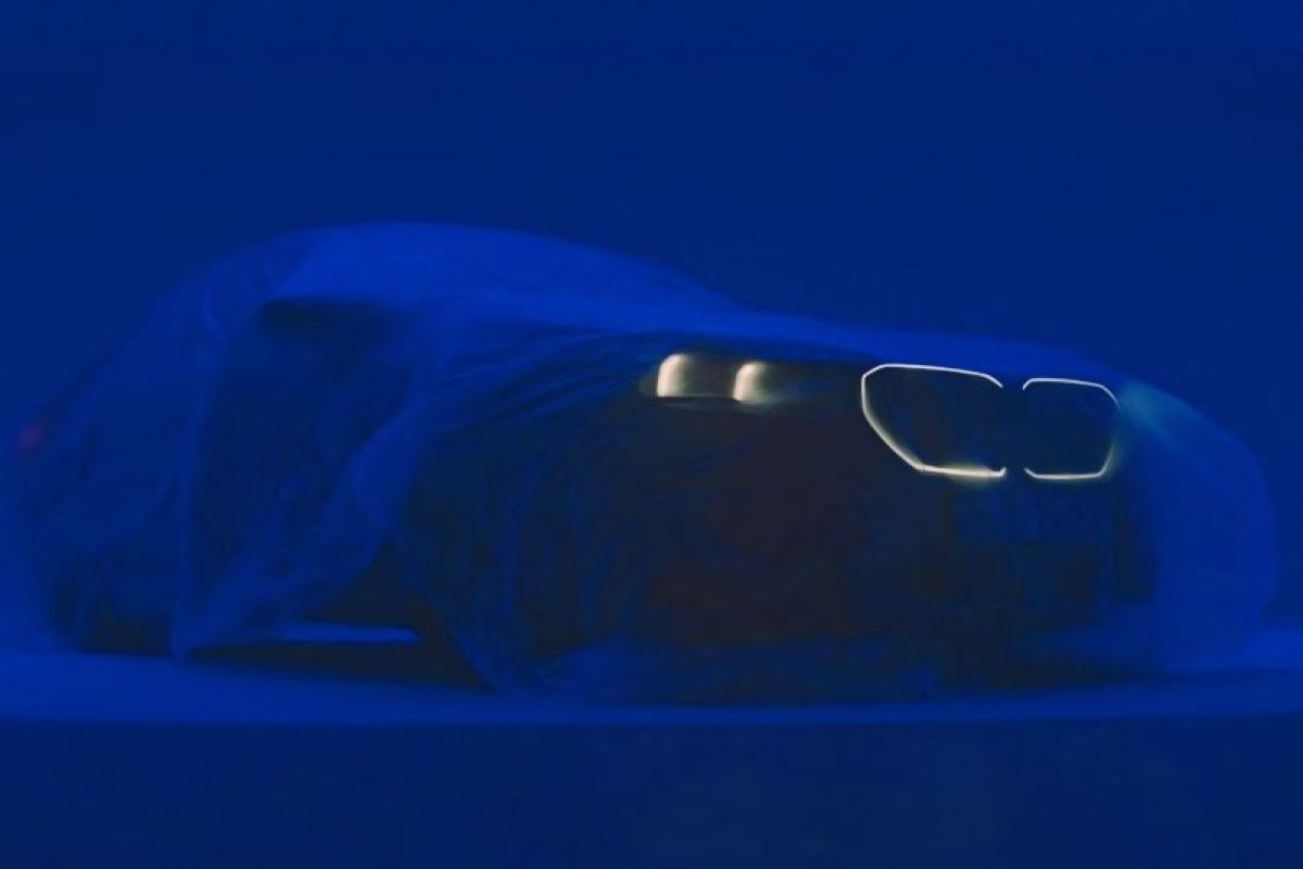 BMW M5 2025 akan dilengkapi kisi-kisi yang dapat menyala