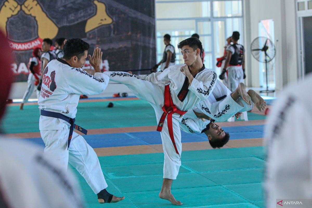 FOTO - Pelatda Tarung Derajat Aceh hadapi PON XXI