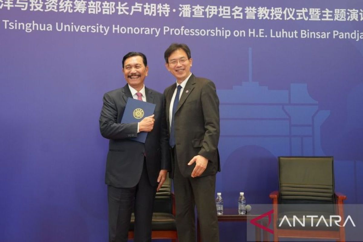 Luhut terima menggelar atas kontribusi pada hubungan Indonesia-China